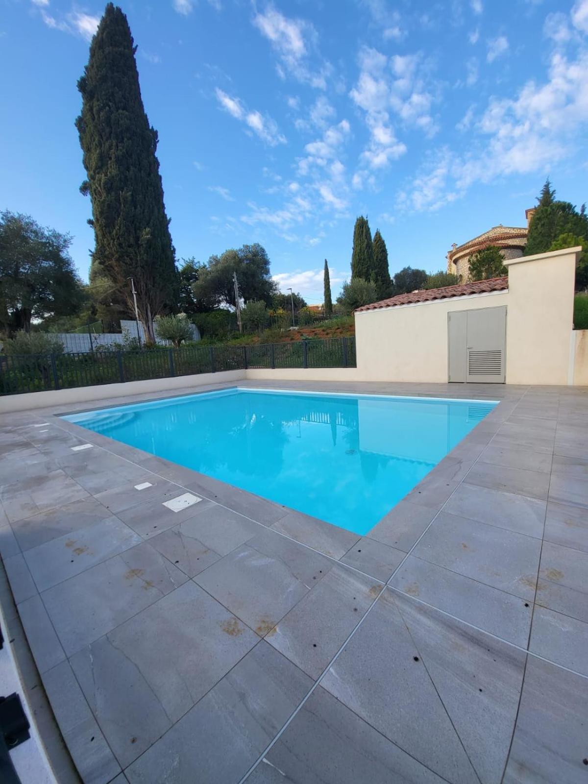 Studio Avec Parking Prive, Piscine Plage 300M Antibes Eksteriør billede